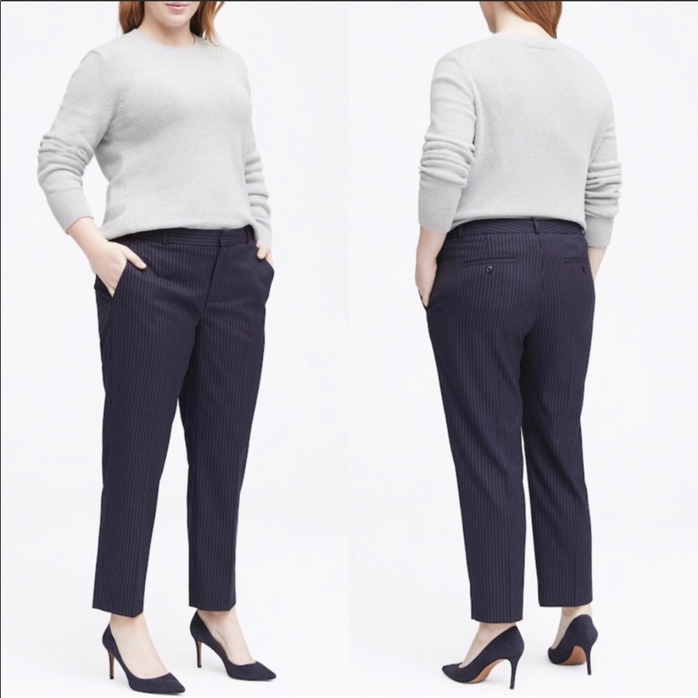 Banana Republic Avery Mid-Rise Straight Crop Pants